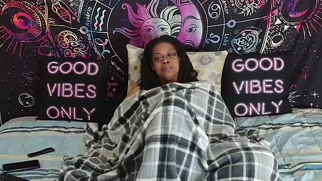 RENAESPLEASUREPALACE webcam