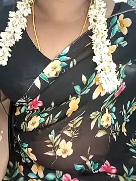 Tamil-hotwife webcam