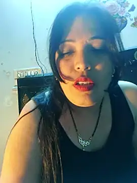 Poojabhabi101 webcam