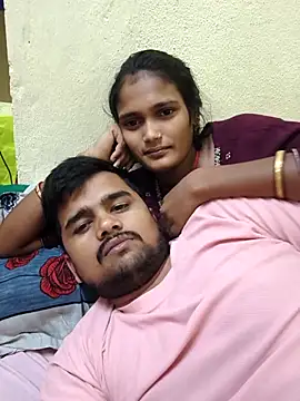 Desi_hot_bhabhi webcam