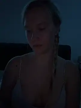 Ellie-Rose webcam