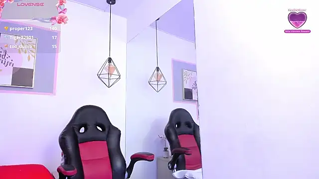 april_jones05 webcam