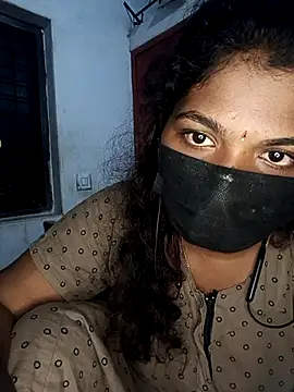 Webcam Model (tamilsaisree)  is live.Free join now!