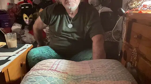 EroticVenetian webcam