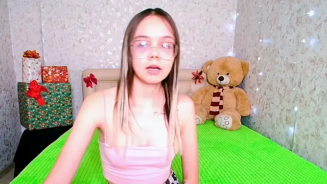 lollistrawberry (F teen) - my first car