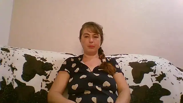 cathysuns (F milf) - finger in the ass