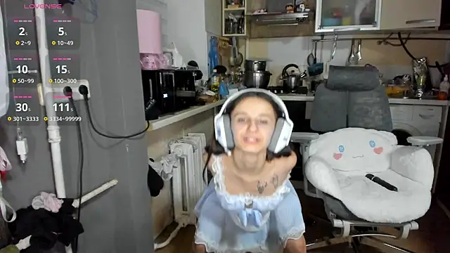 _nika_kik (F teen) - breast  5 minutes