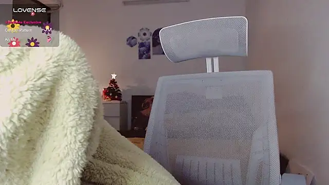 _uiii (F young) - Happy day🎁🎁🎁