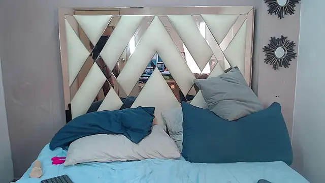 violett_salvatore (T teen) - show sexy naked