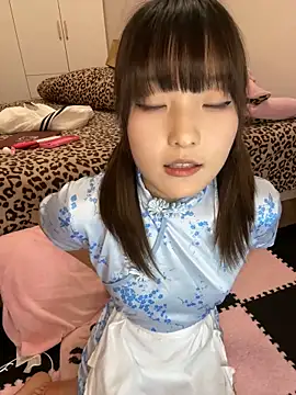 susuya_sha (F teen) - 特写精液滴奶头