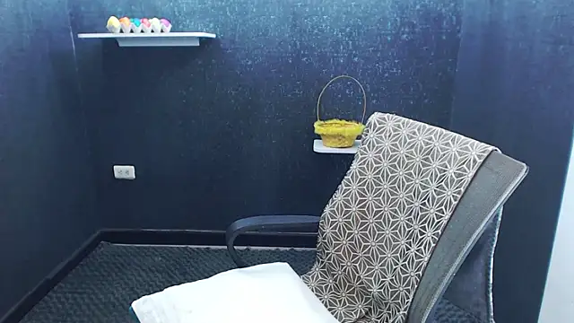 kerverr_ (M twink) - SHOW HARD DICK