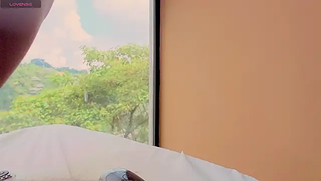 enormous_c0ckk webcam