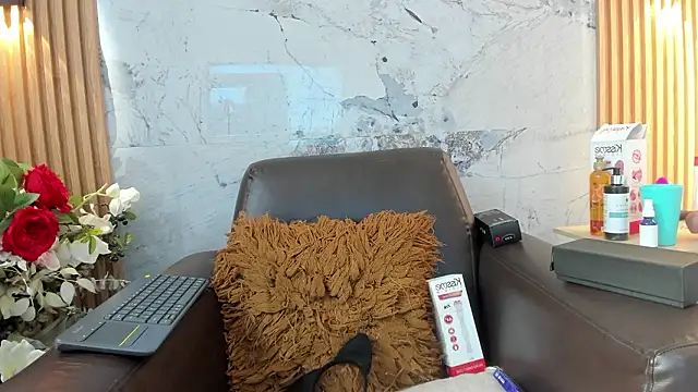 kaira_moon (F teen) - SHOW ASS