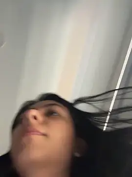 Webcam Model (Liissa_cute_)  is live.Free join now!