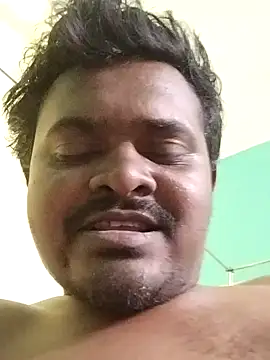 kingg4545 (Ask my age) - Love me