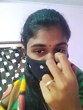 Webcam Model (Tamil_Hot_RoyalQueen)  is live.Free join now!