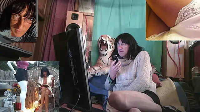 sissidomination (Ask my age) - i show my cute titties