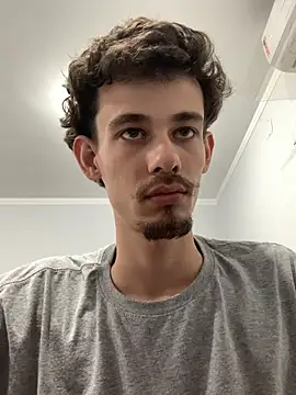 Pytergreensex webcam