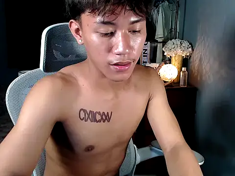 naughtyboyloy_0 webcam