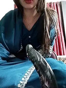 Webcam Model (Noor_Darliing)  is live.Free join now!