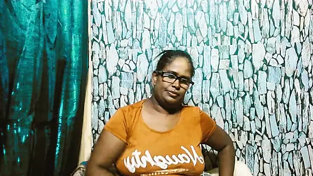 Exotic_indian95 webcam