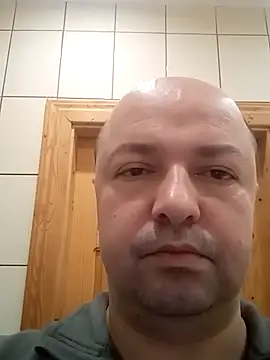 Luceriusbigass webcam