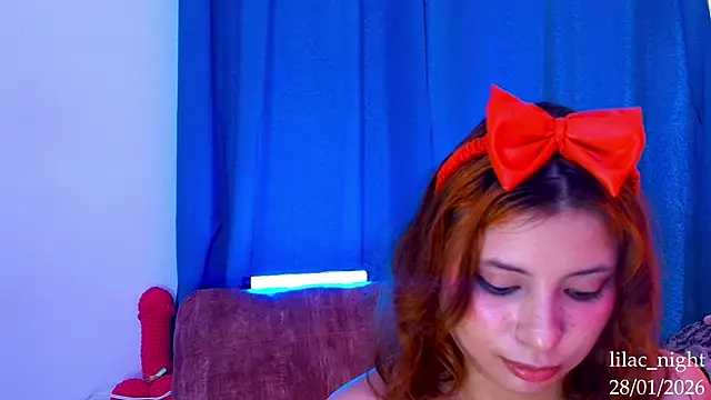 lilac_night33 - Lilac_night33's free webcam