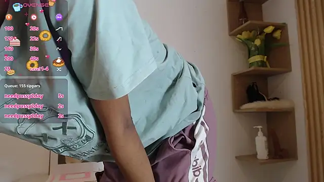 willow_smitt - Willow_smitt's free webcam - UK Sex Cams