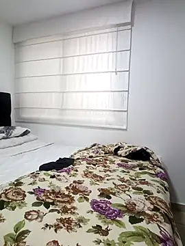 Webcam Model (coral_smitth)  is live.Free join now!