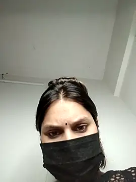 Webcam Model (shilpa-singh)  is live.Free join now!