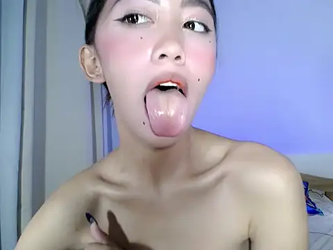 lovely_kiannaHugecock webcam