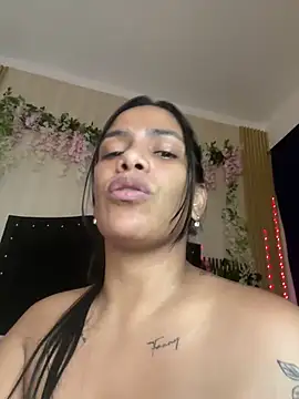 ArielleMillerr- webcam