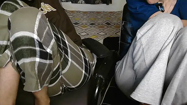 NaughtyThrouple007 webcam