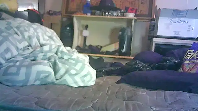 ON3YOULLN3VER_FIR3 webcam