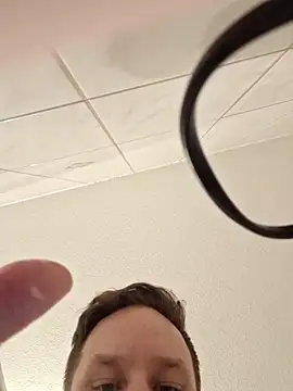 mariusstar (Ask my age) - Ass fingering