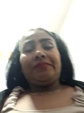 ariana_rodriguez (F milf) - Tits out on the bus