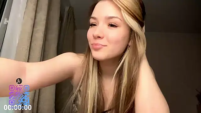 kimi_luckman (F teen) - Show my secret piersing