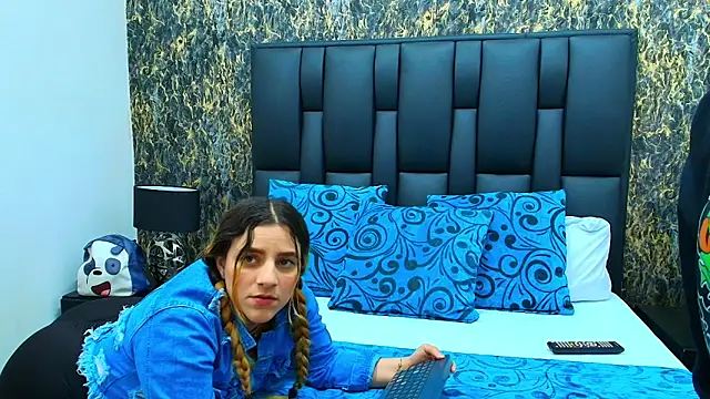 Dakota_Megan_69 webcam