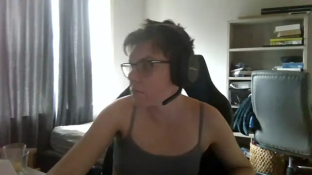 KaliSnow199623 webcam