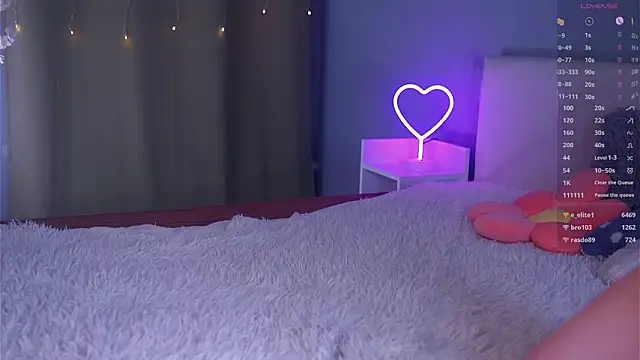 accacroyle (F teen) - lick tits awwww