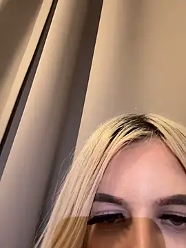 Steffi_Snowbunny webcam