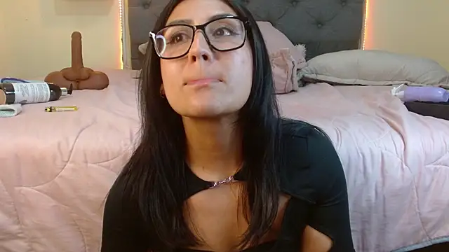 mia_aira (F young) - squirt and control domi 3 minutes