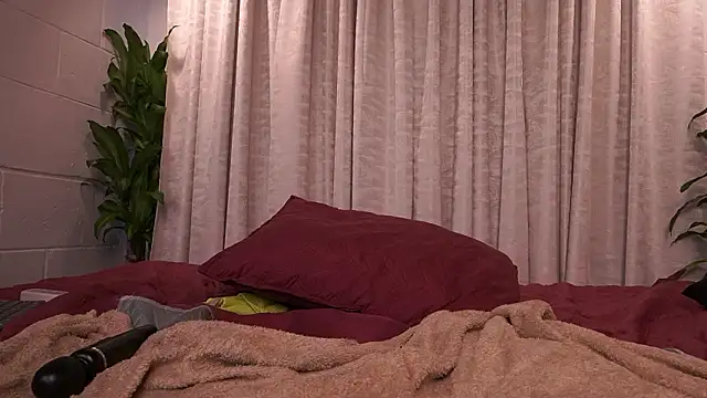 agatha_collins_ (F young) - GO CRAZY!!