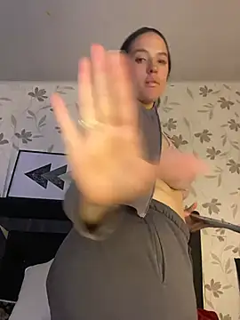 Webcam Model (CelesteJones1)  is live.Free join now!