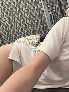 Barbie_Blondie webcam