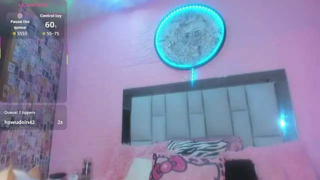 Nicole_Rosales webcam