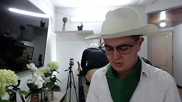 dylan_santiago_ webcam