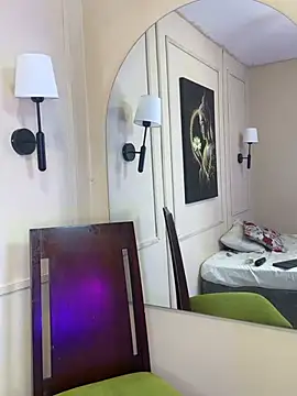 Webcam Model (Ambersfoxx)  is live.Free join now!