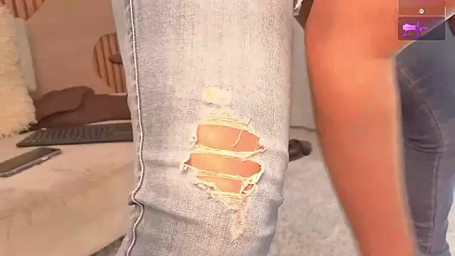 madisonjones- webcam