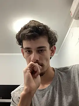 Pytergreensex webcam